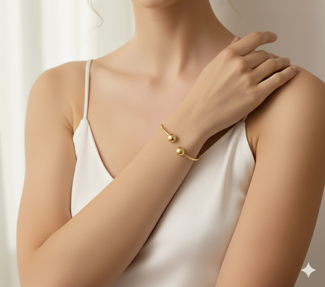 Lia Bangle - Gold Plated